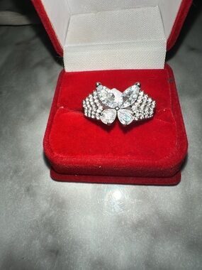 Silver tone Butterfly Cubic Zirconia Ring - Clear
